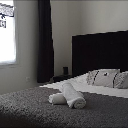 Maison De Ville Bed & Breakfast Magny-en-Vexin Exterior photo