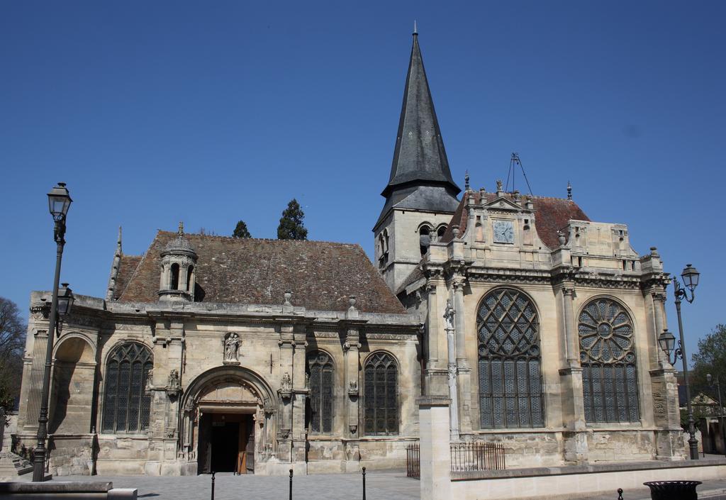 Maison De Ville Bed & Breakfast Magny-en-Vexin Exterior photo