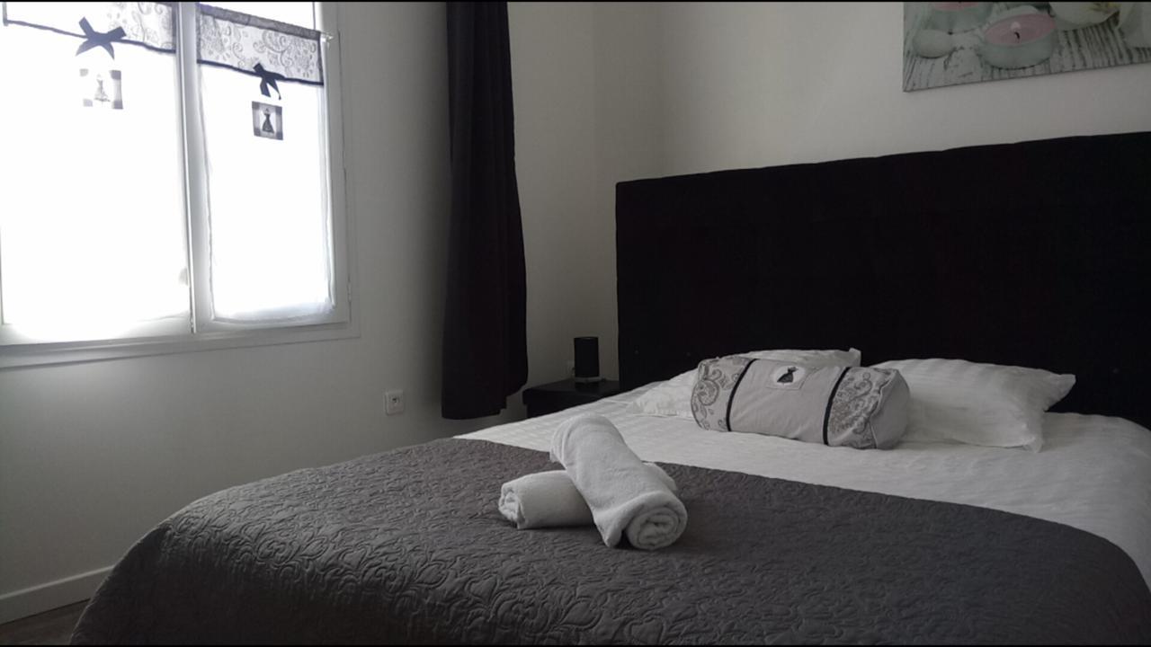 Maison De Ville Bed & Breakfast Magny-en-Vexin Exterior photo
